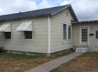 722 S 11th St, Kingsville, TX 78363