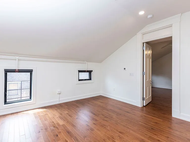 1425 Main Street — Photo 15