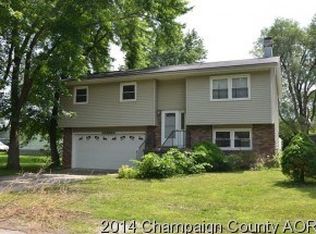 220 N Westlawn St, Lovington, IL 61937