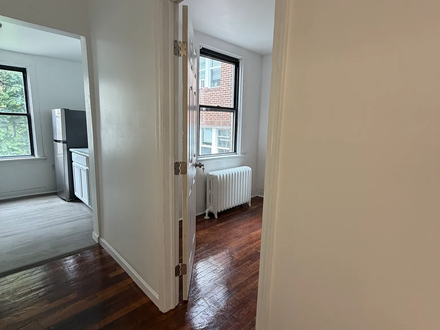 2 bed, 1200 sqft, $1,600 — Photo 4