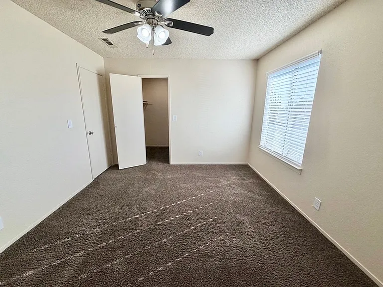 Merit Manor Apartments — Photo 24