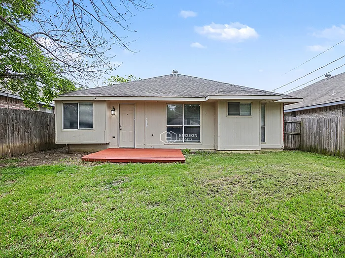 5210 Livermore Dr — Photo 18