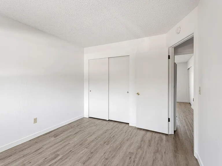 705 El Rio St — Photo 7