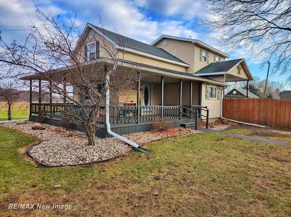 3380 N Hemlock Rd, Hemlock, MI 48626