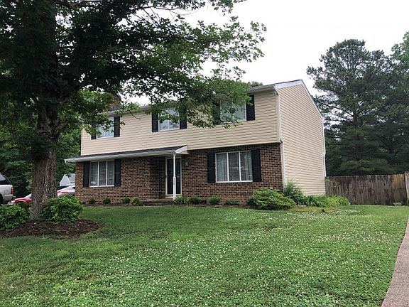 2nd image of 329 Cloverfield Ln