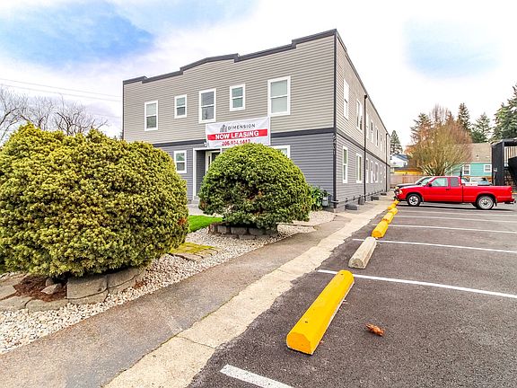 3rd image of 5401 Pacific Ave Unit 203
