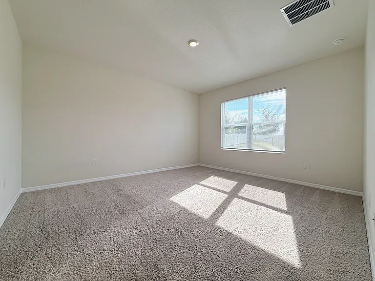 2703 Rowan St — Photo 9