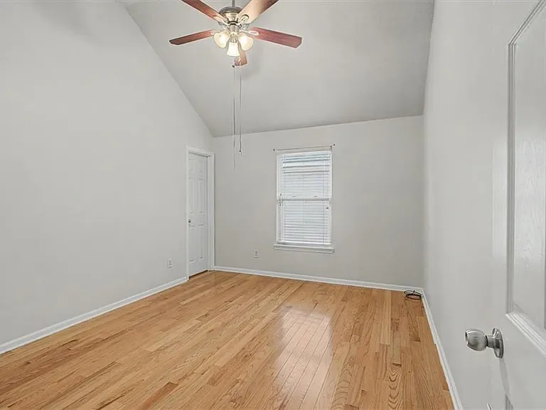 1025 Balsam Wood Trl — Photo 31