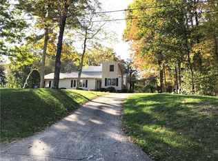 5550 Pinebrook Ln, Winston Salem, NC 27105