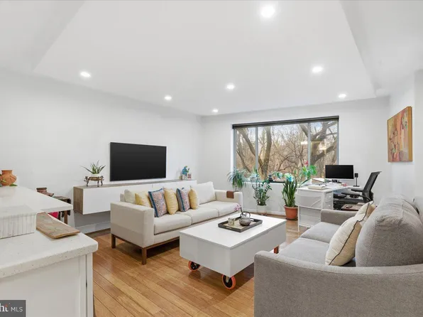 2141 Wisconsin Ave NW APT 202, Washington, DC 20007