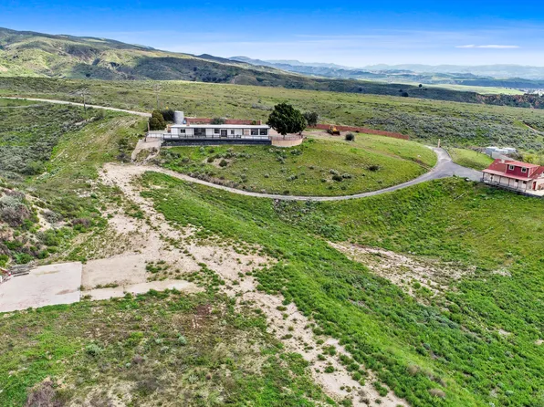 8787 Happy Camp Rd, Moorpark, CA 93021