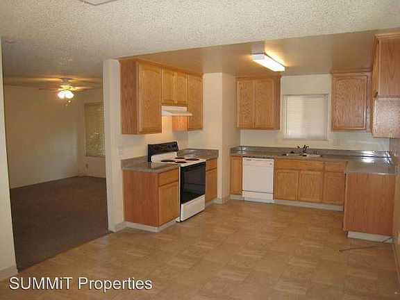 5th image of 1931 Forest Ln
