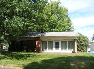 1221 Courtland Rd, Weirton, WV 26062