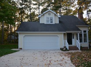 105 Ridge Hollow Ct, Cary, NC 27513