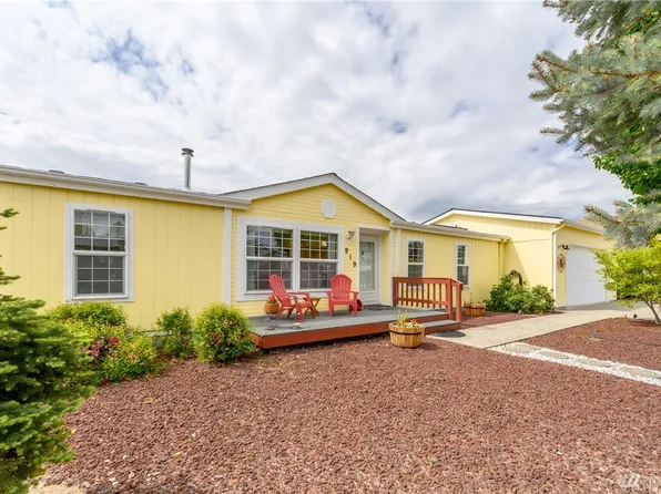 919 Sunrise Dr, Manson, WA 98831