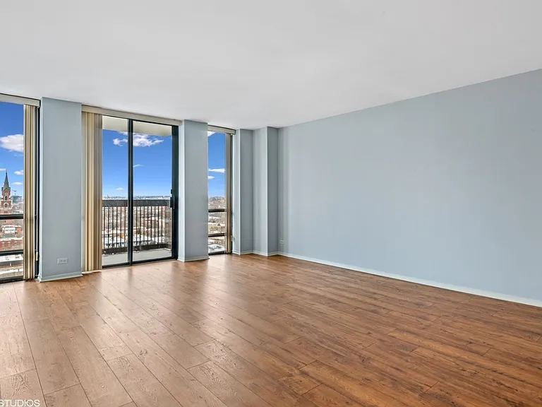 1660 N La Salle Dr #1608 — Photo 4