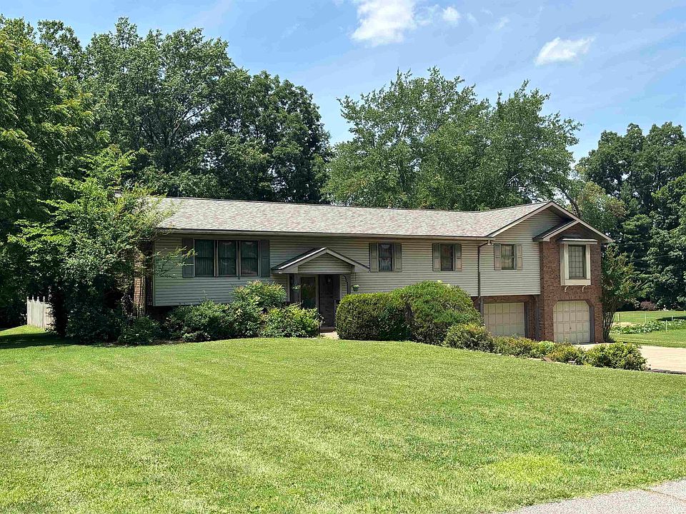 1st image of 1523 Red Leaf Dr