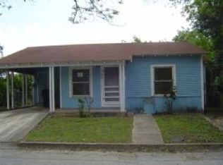 617 N Camp St, Seguin, TX 78155