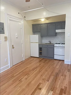 Rented by Bohemia Realty Group | media 8