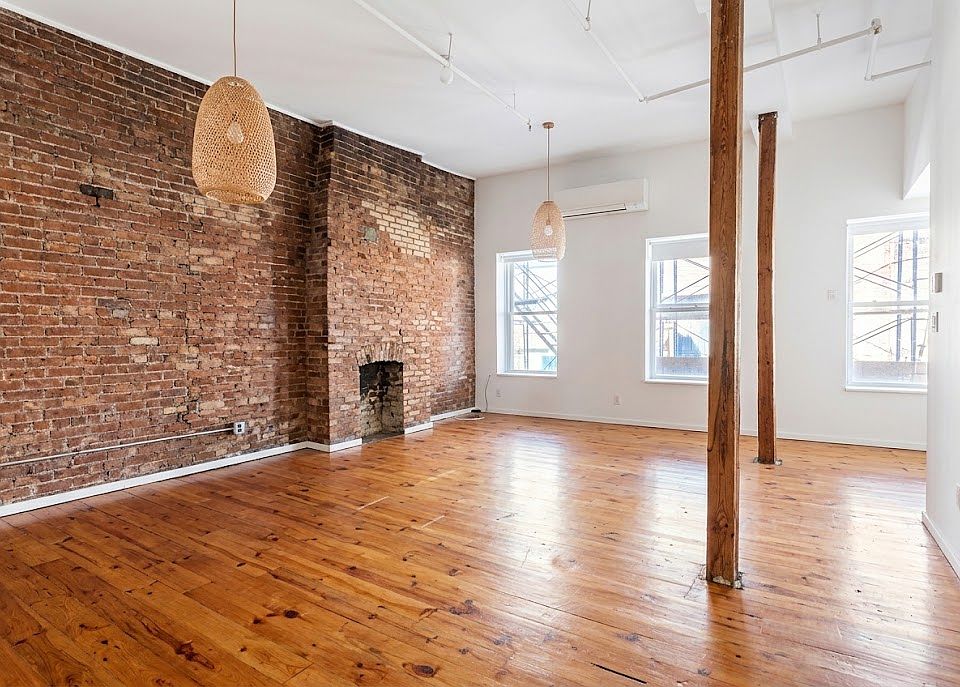 1st image of 302 Metropolitan Ave APT 4F
