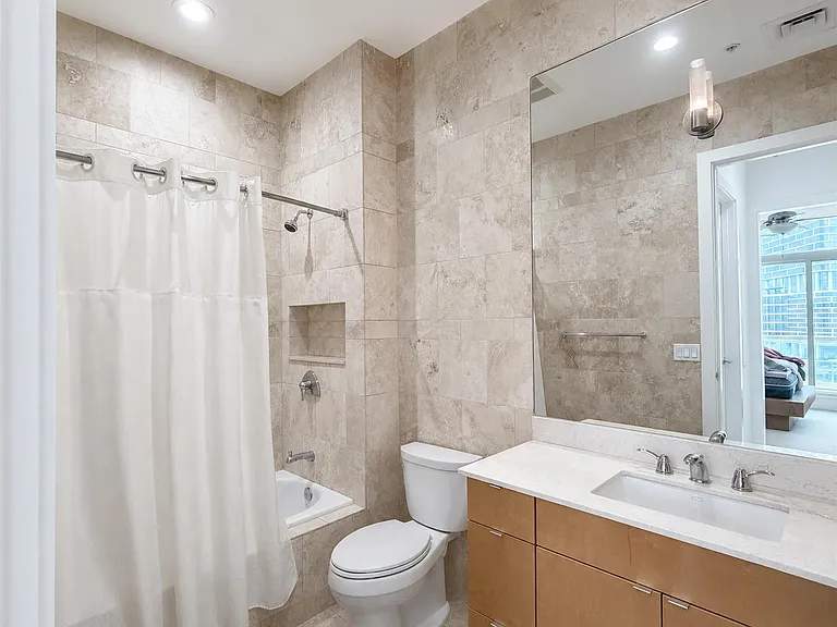 555 5th St #730 — Photo 13