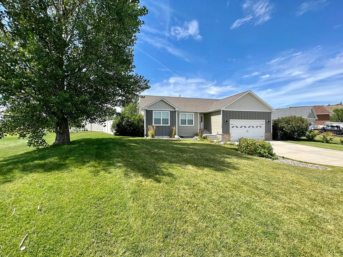 Building Photo - 2904 Golden Acres Dr