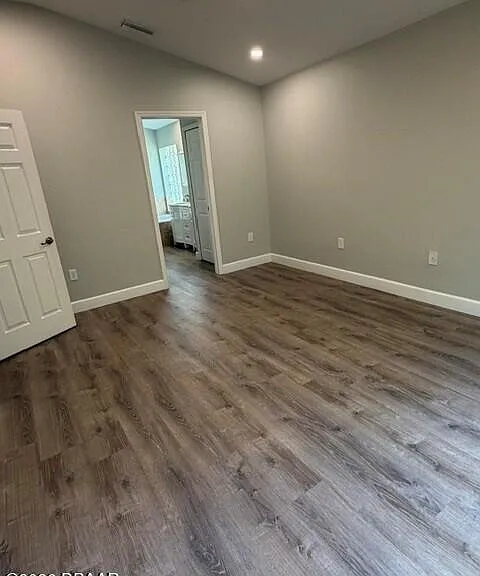 6807 Henno Ct — Photo 25