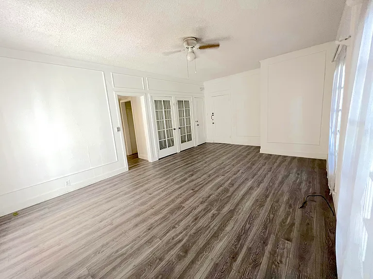 4604 Los Feliz Blvd #101 — Photo 3