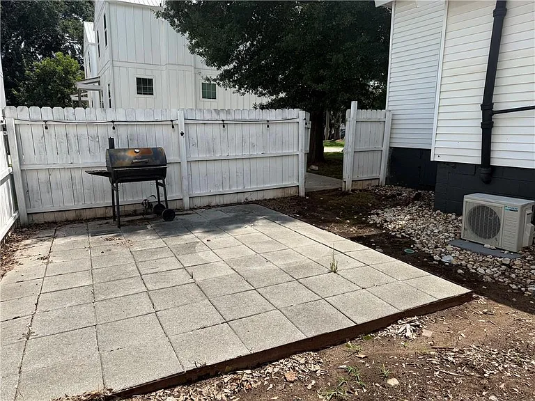 43 Quarry St — Photo 8
