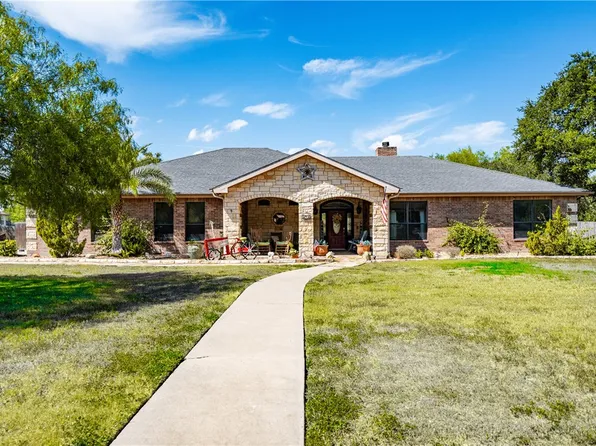 418 Jay Vee Ln, Kingsville, TX 78363