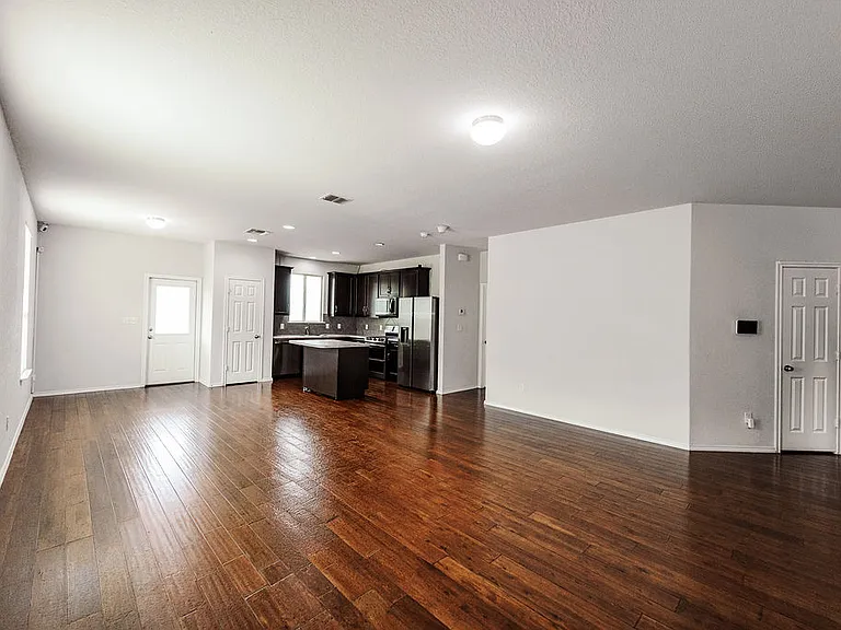 24370 Invitation Oak — Photo 23