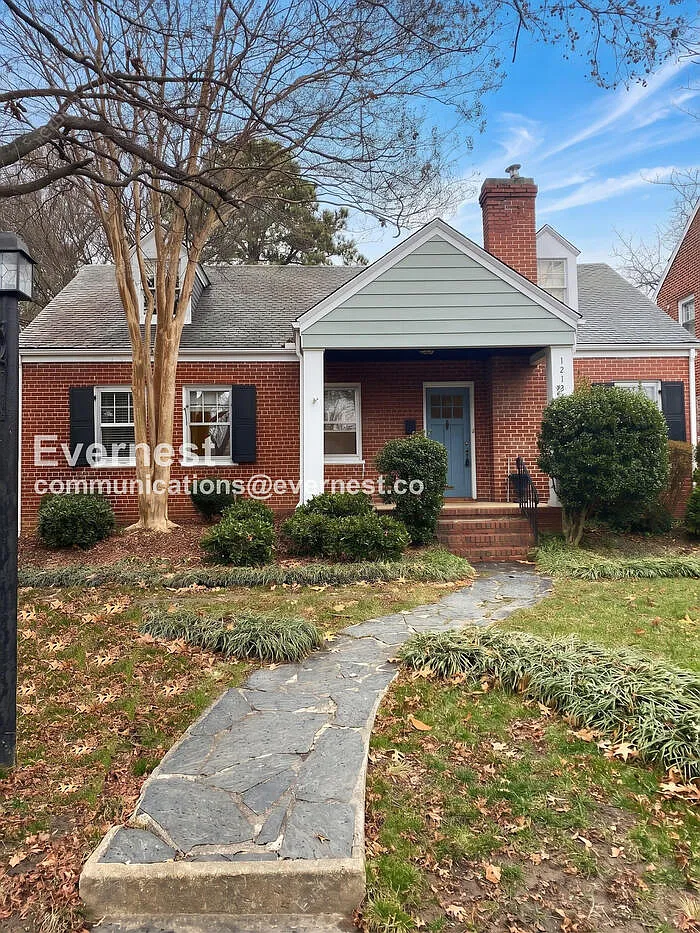 3 bed, 2.0 bath, 1669 sqft, $2,179 — Photo 1
