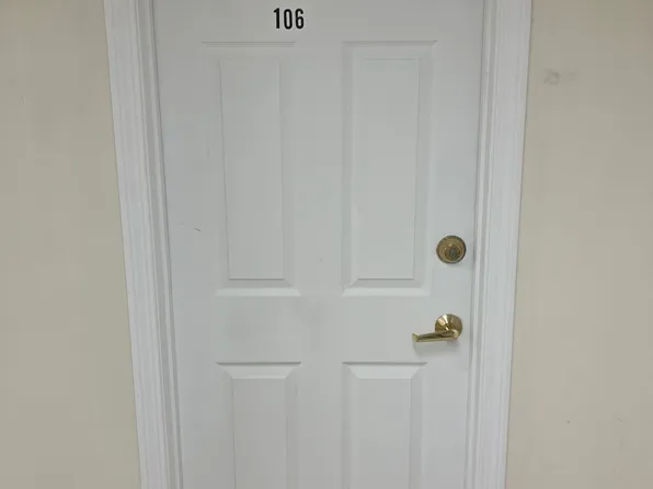 2380 Mass Ave #108, Cambridge, MA 02140