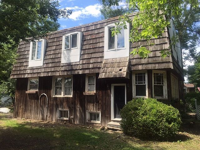 1st image of 10718 S Artesian Ave