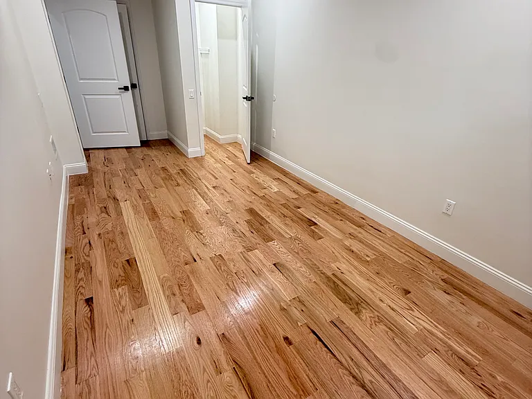154 Bay 29th St #3 — Photo 16