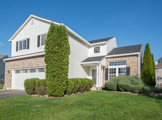 9023 Westminster Dr, Woodridge, IL 60517