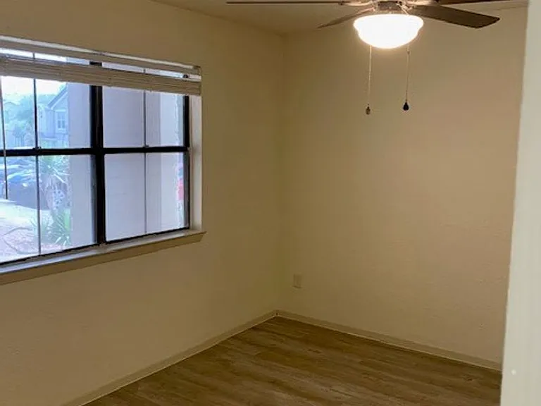 Madeira Apartments at Live Oak — Photo 84