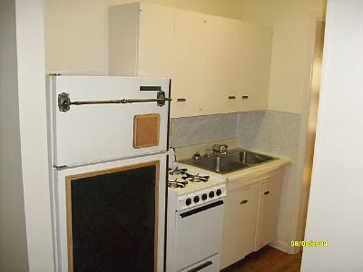 2 bed, 1.0 bath, 800 sqft, $1,500 — Photo 4