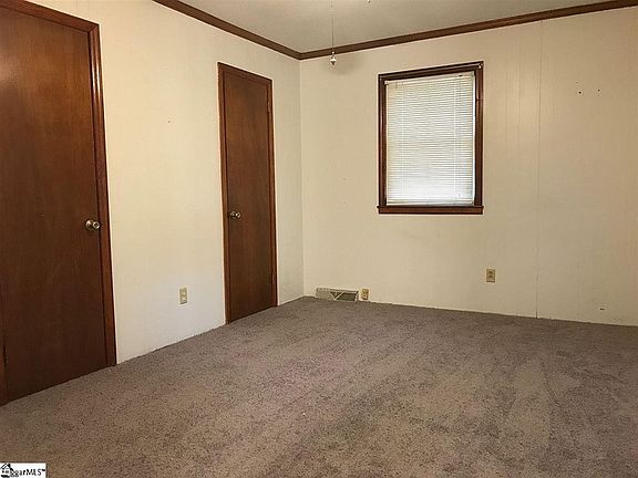 5th image of 9 Payne Dr