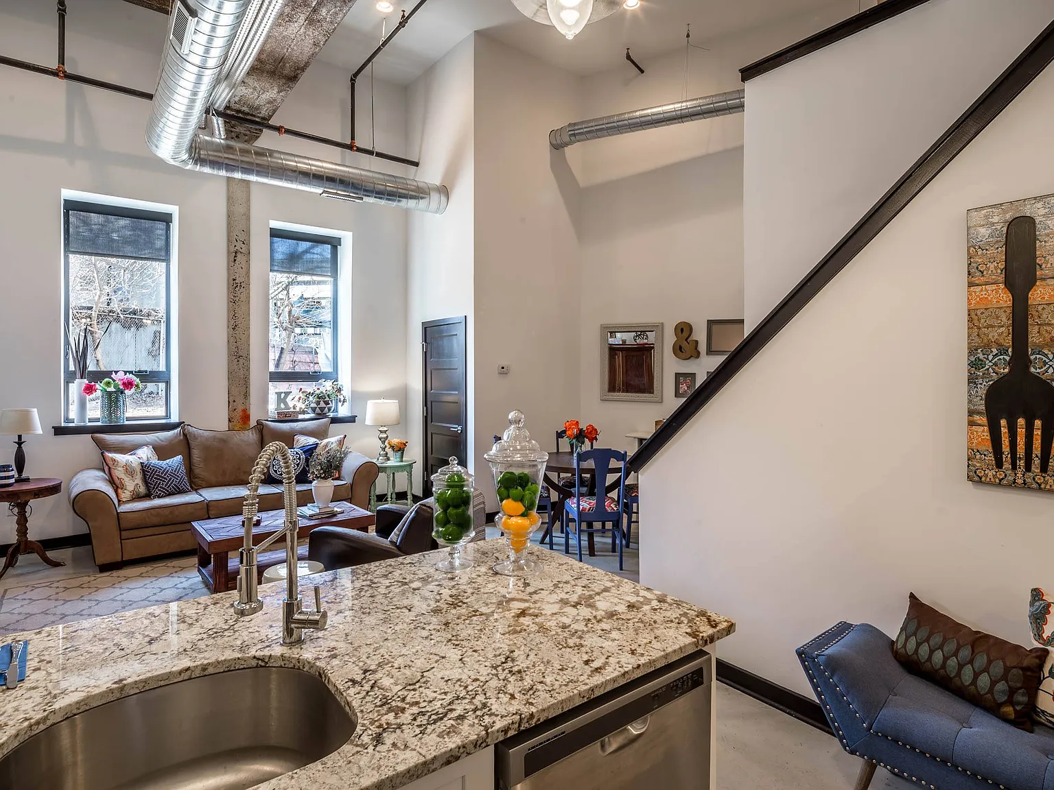 Northern Treaty Lofts — Photo 3