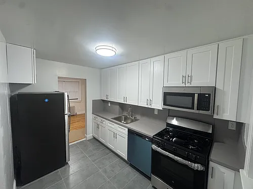 64-62 223rd Pl #2B Photo 1 64-62 223rd Pl #2B Photo 1