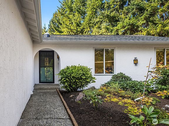 2nd image of 19125 156th Avenue NE