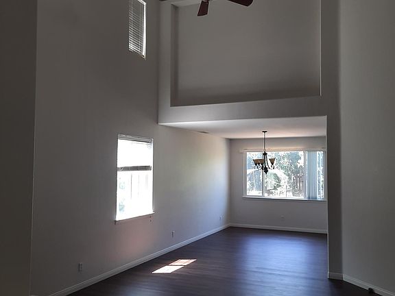 2nd image of 34087 Keri Lynn Ave