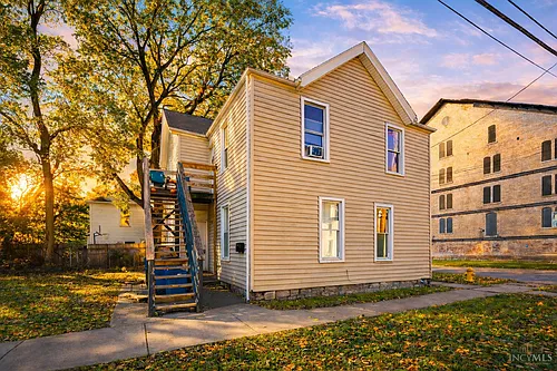 141 Franklin St #1 Photo 1