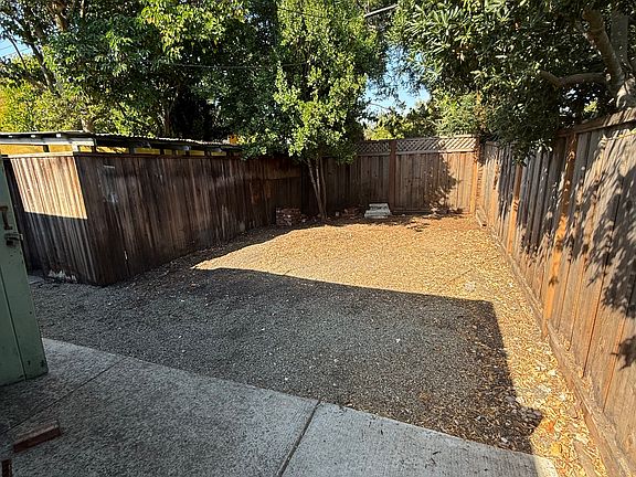 4th image of 3889 Corina Way