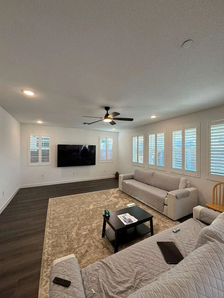 5 bed, 2924 sqft, $3,300 — Photo 4