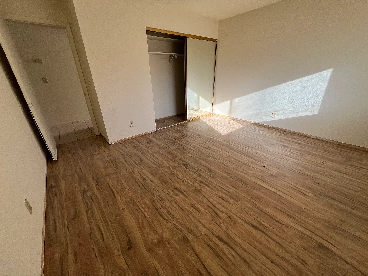 3 bed, 1610 sqft, $2,036 — Photo 3