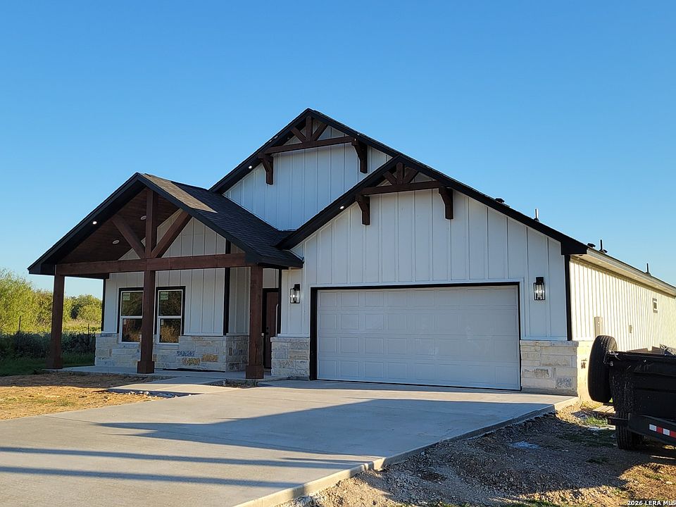 1st image of 1114 McCoy Rd