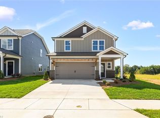 1713 Creekline Dr, Kernersville, NC 27284