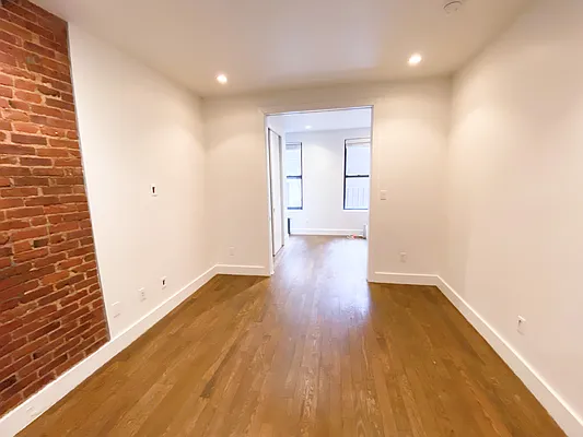 Rented by Corcoran | media 2